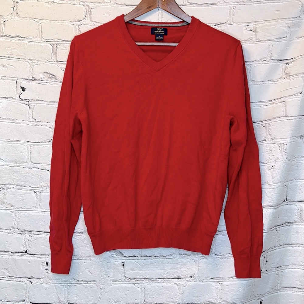 Brooks Brother 346 Red V-Neck Long Sleeve Sweater Size Medium